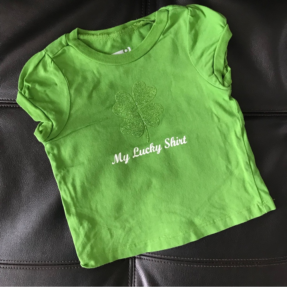 ☘️ short sleeve graphic tee 6-12mo ☘️
